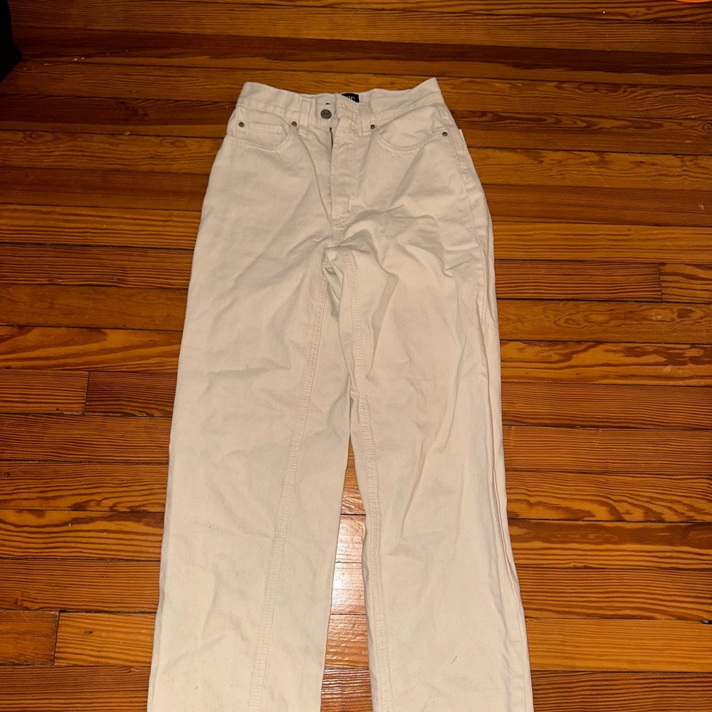 URBAN OUTFITTERS high-rise baggy mom jeans